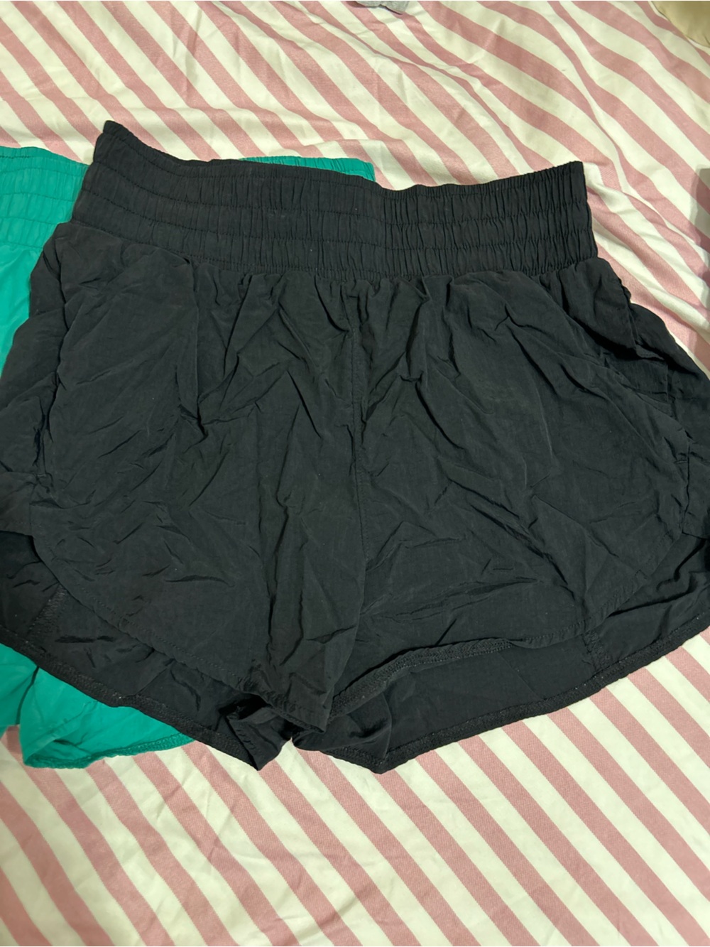 all in motion set of 3 shorts - Picture 3 of 7